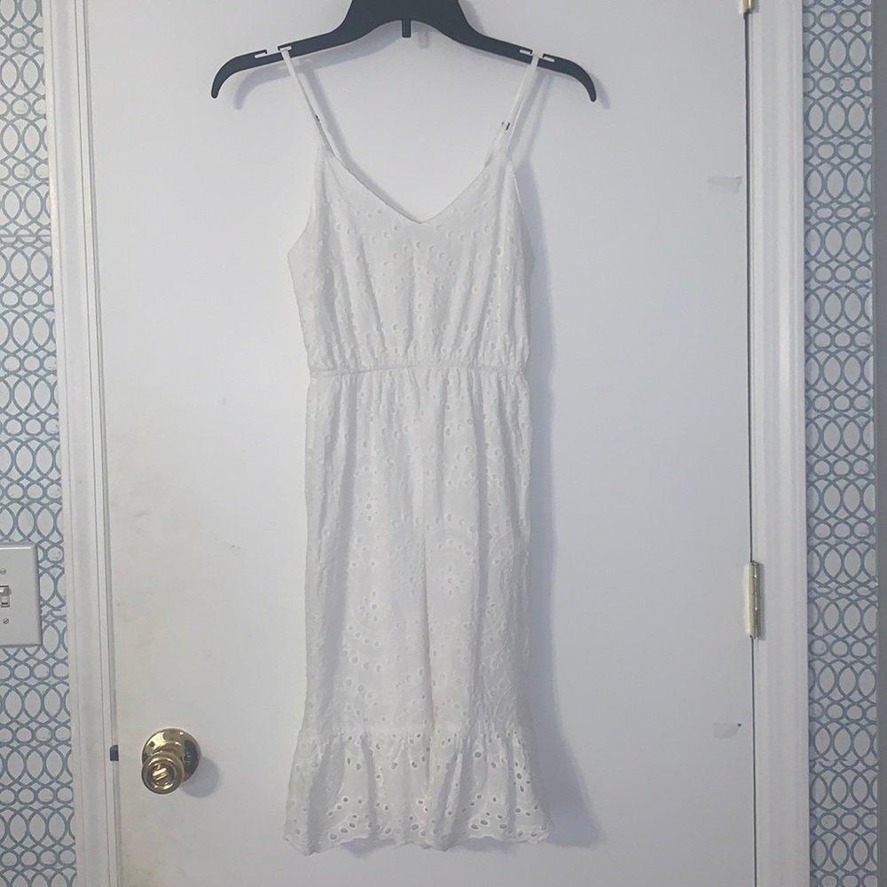 XS white flower printed dress!